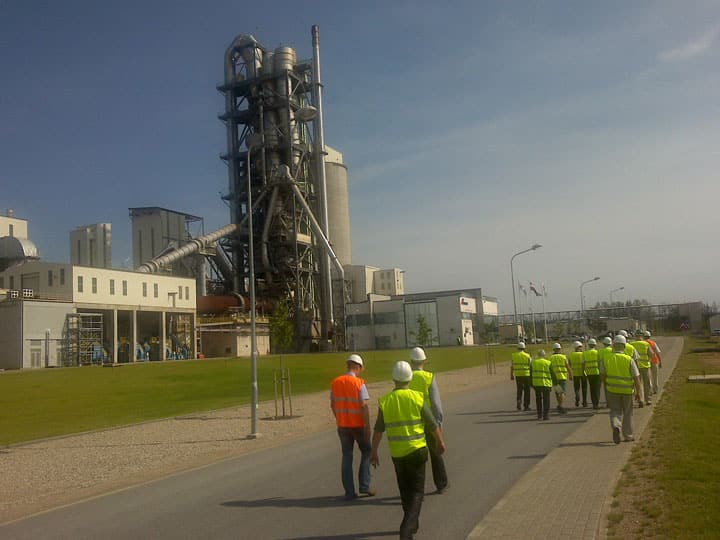 BRA Valdes sede Brocenos SIA 22Cemex22 01.07.2011. 6